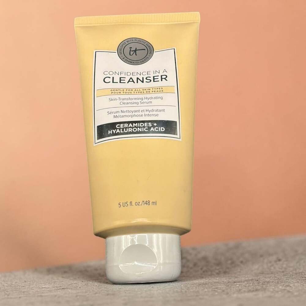 IT Cosmetics Confidence A Cleanser Skin-Transforming Hydrating Cleansing Serum